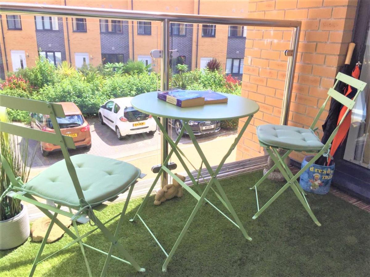 Stunning Apartment, Balconies, Private Beach, Coast Path Charlestown (Cornwall) Luaran gambar